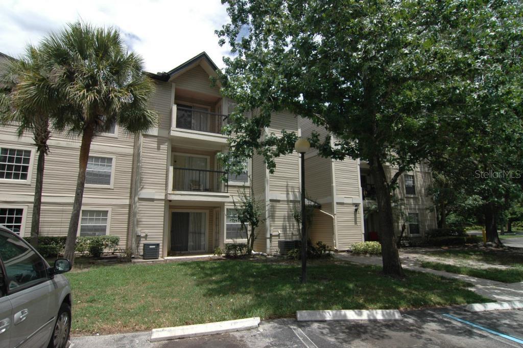 1948 Lake Atriums Cir. #136, Orlando, FL 32839