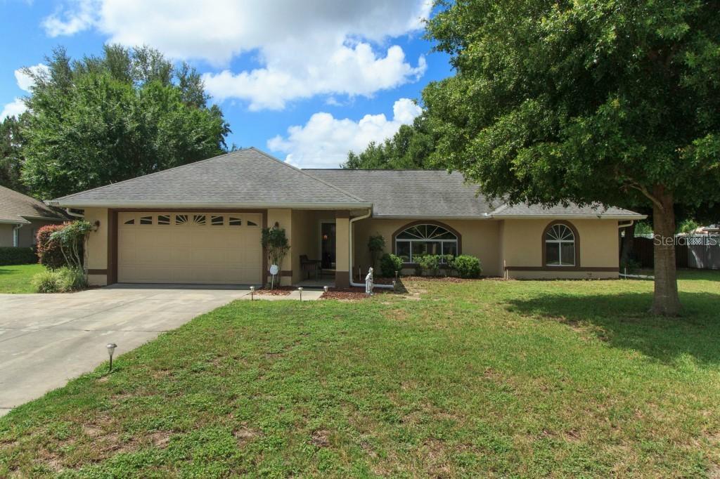 10210 Barrington Ct., Leesburg, FL 34788