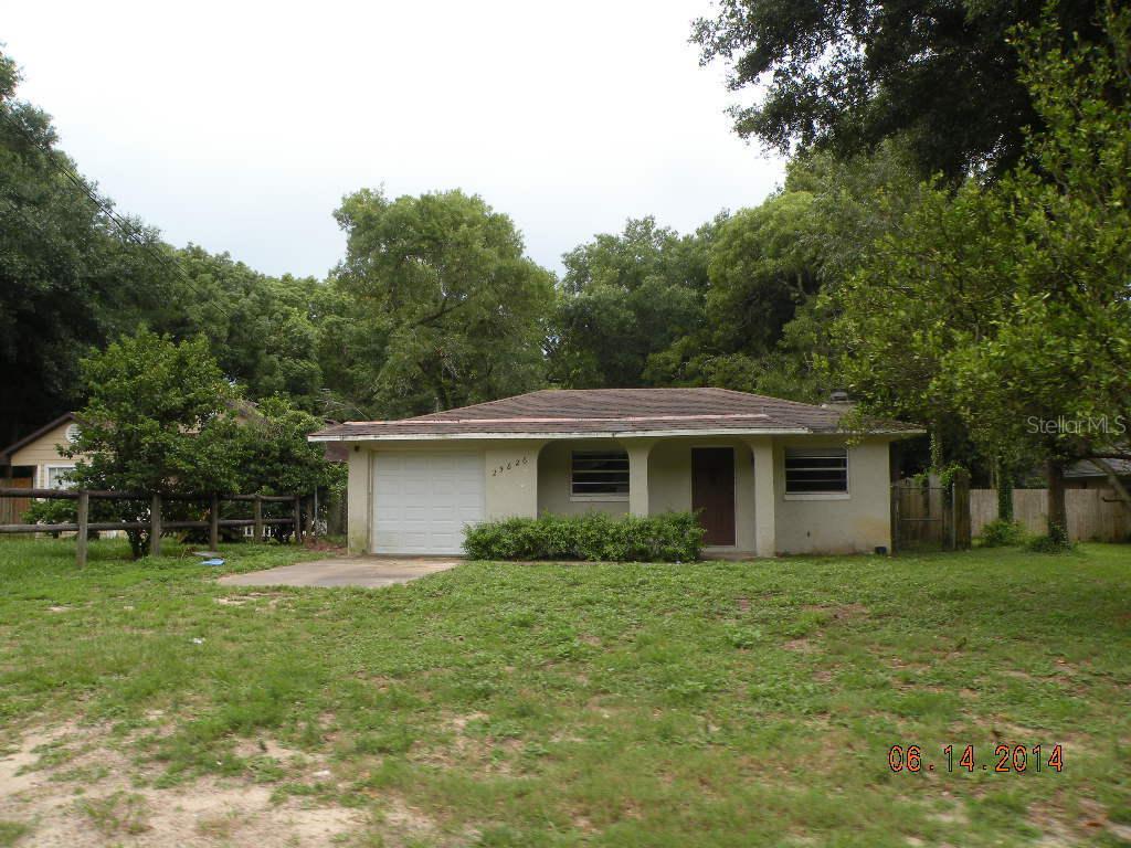 25826 Westmoreland St., Sorrento, FL 32776