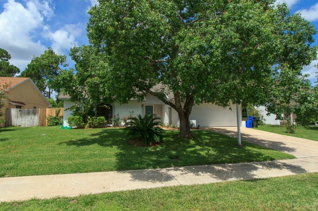 1025 Mckinnon Ave., Oviedo, FL 32765