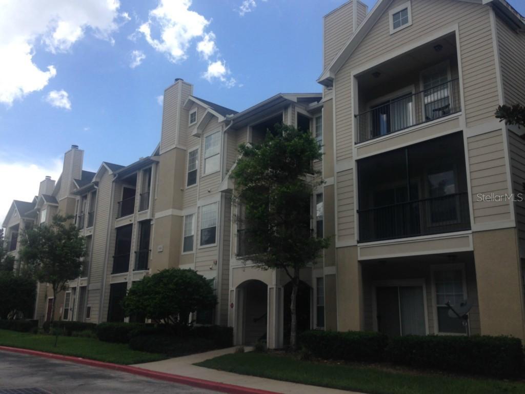 1990 Erving Cir. #105, Ocoee, FL 34761