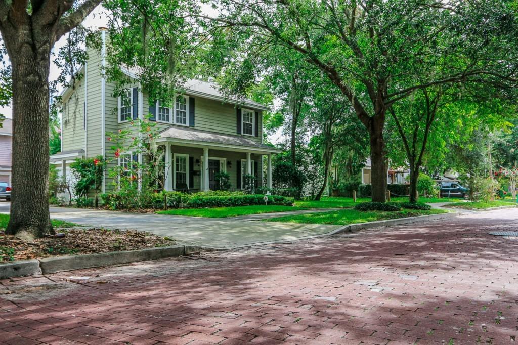 305 E Yale St., Orlando, FL 32804