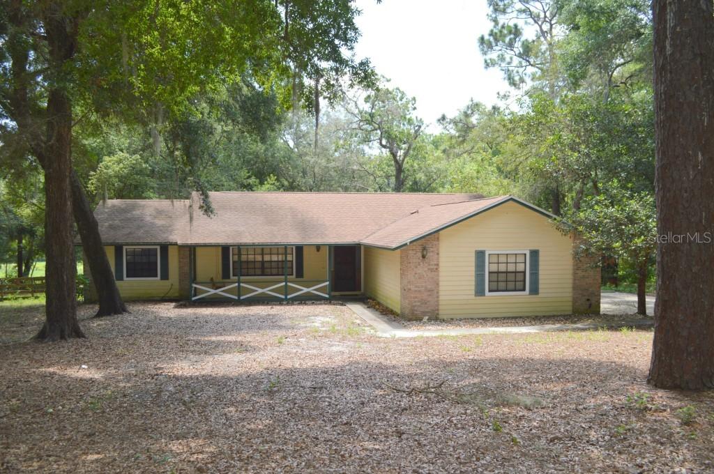 31114 Golden Ln., Sorrento, FL 32776