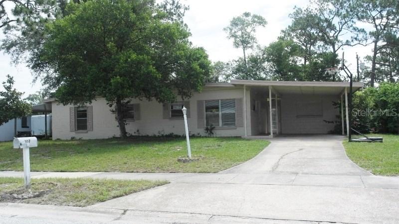 107 Oakland Ave., Sanford, FL 32773