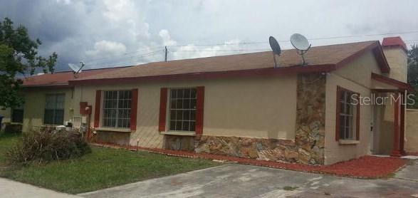 1243 Mohrlake Dr., Brandon, FL 33511