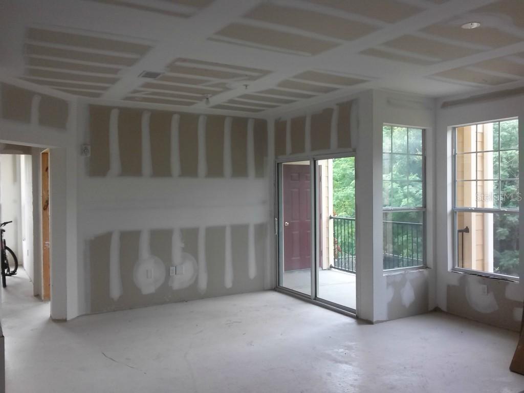 1995 Erving Cir. #208, Ocoee, FL 34761