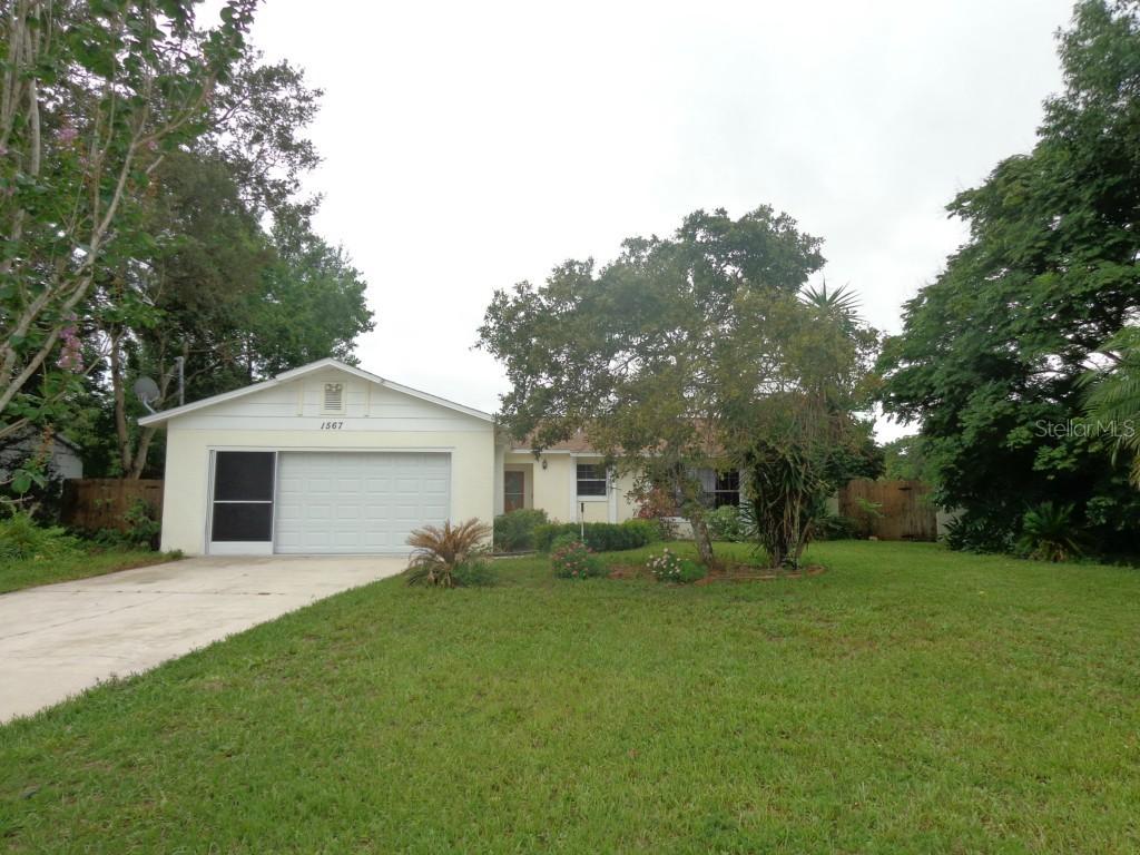 1567 Naples Cir., Deltona, FL 32738