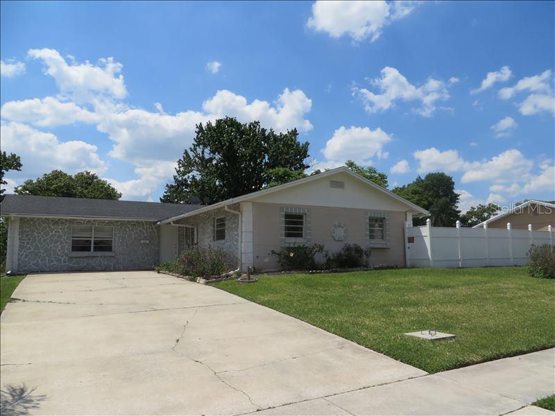 828 Park Manor Dr., Orlando, FL 32825