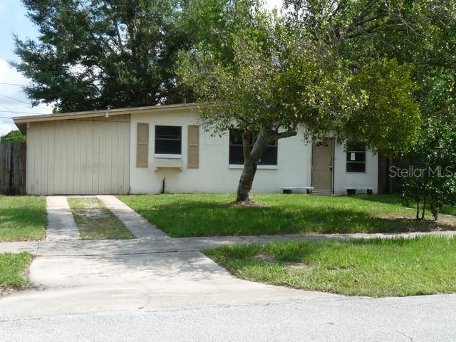 916 Rockhill St., Deltona, FL 32725