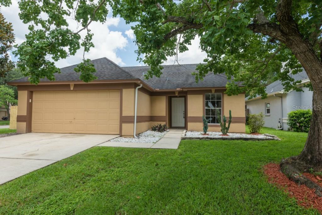 1040 Kelsey Ave., Oviedo, FL 32765