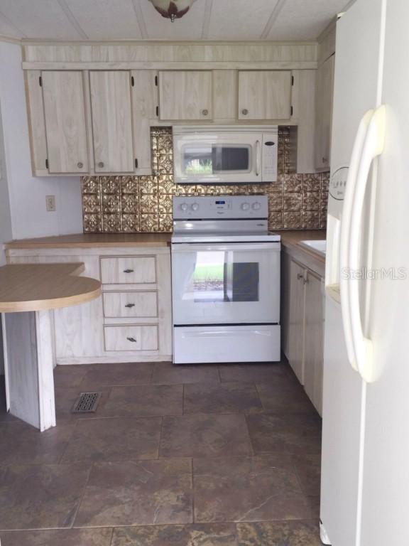 2055 S Floral Ave. #15, Bartow, FL 33830