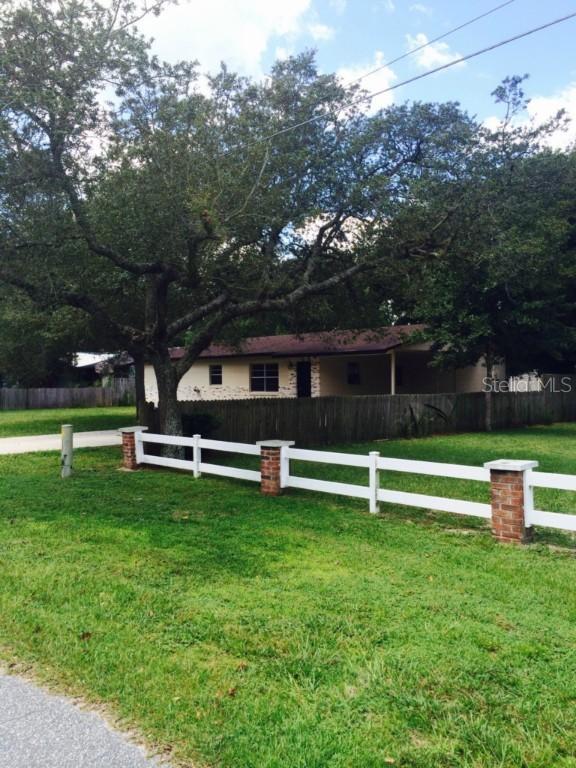 30143 Magnolia Ave., Sorrento, FL 32776