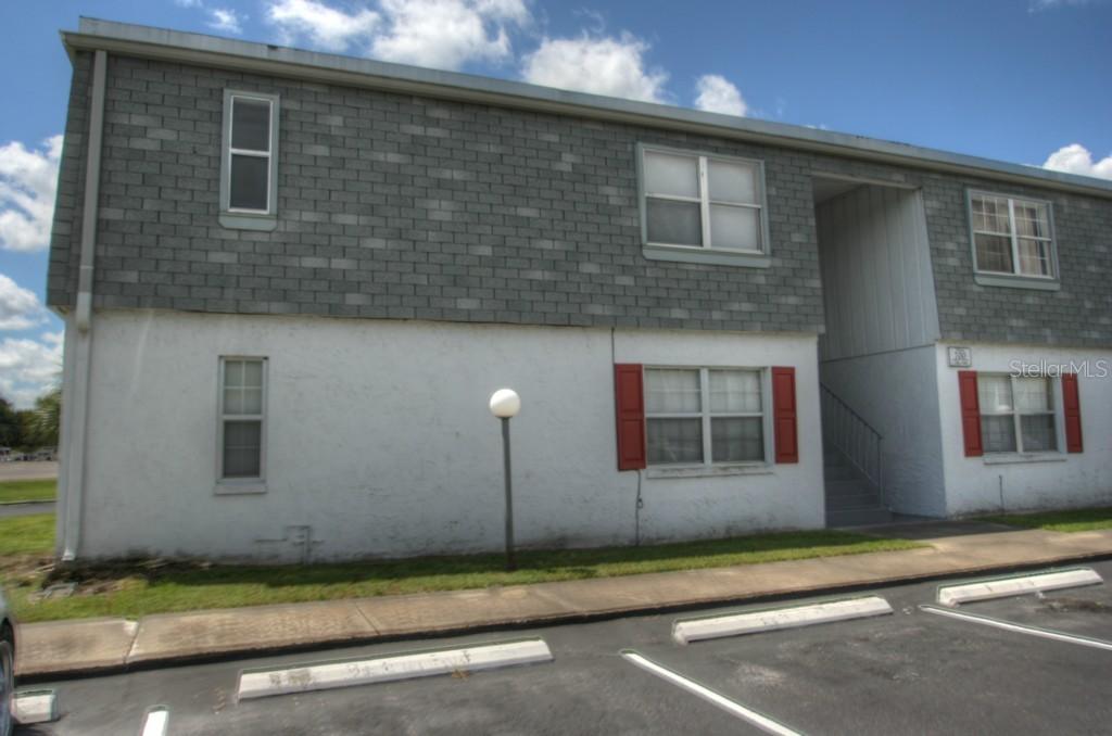 1000 S Semoran Blvd. #702, Winter Park, FL 32792