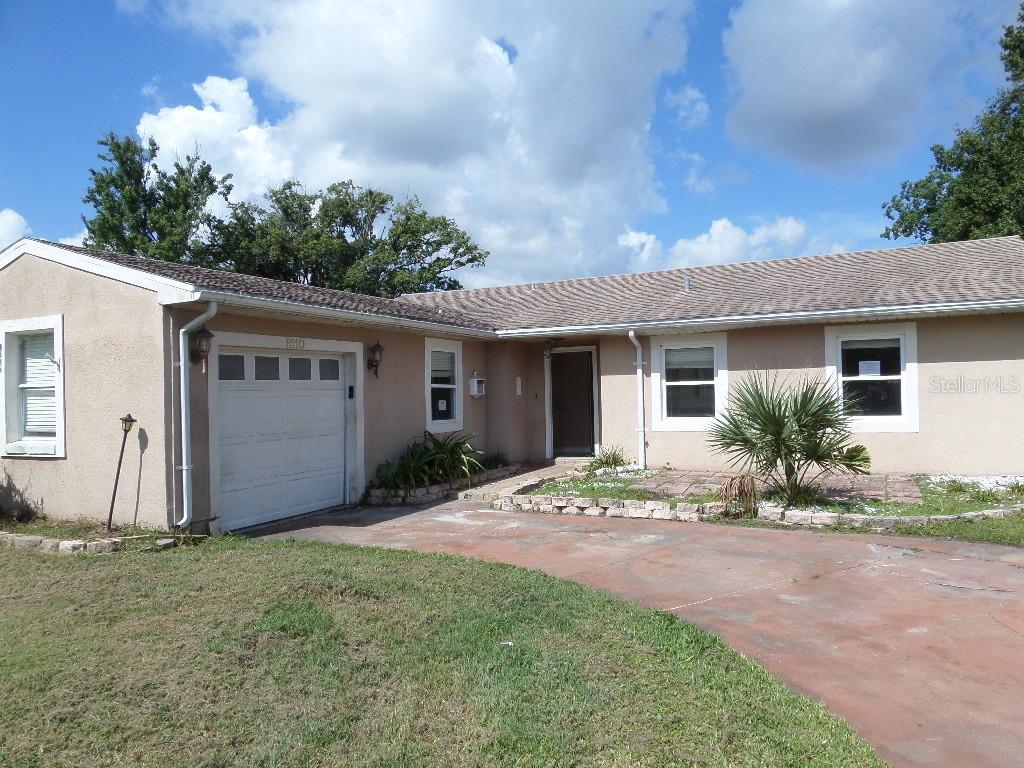 8110 Meadowglen Dr., Orlando, FL 32810