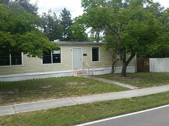 1445 Lake Dr., Casselberry, FL 32707