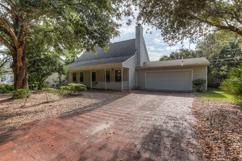 2952 Division St., Oviedo, FL 32765