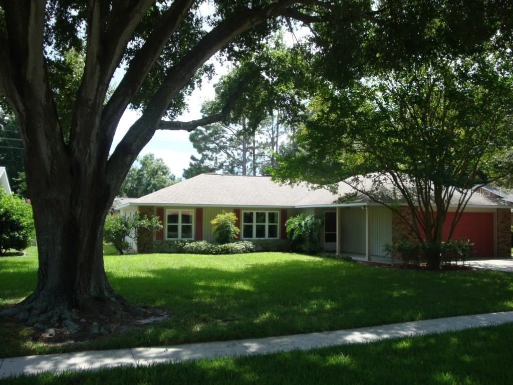3260 Mary Ln., Mount Dora, FL 32757