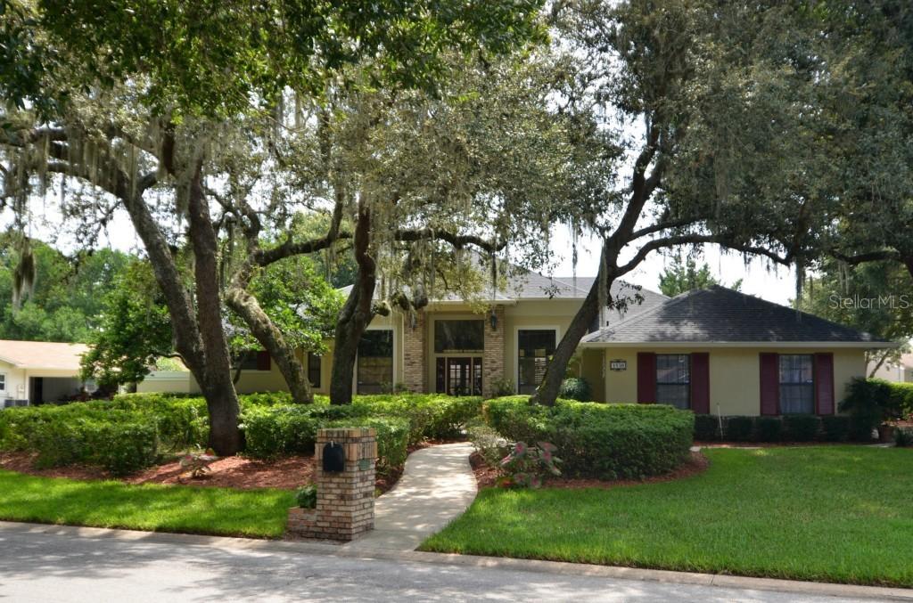 1530 Lake Francis Dr., Apopka, FL 32712