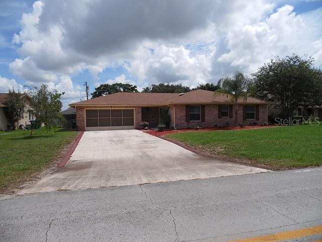 1136 Feather Dr., Deltona, FL 32725
