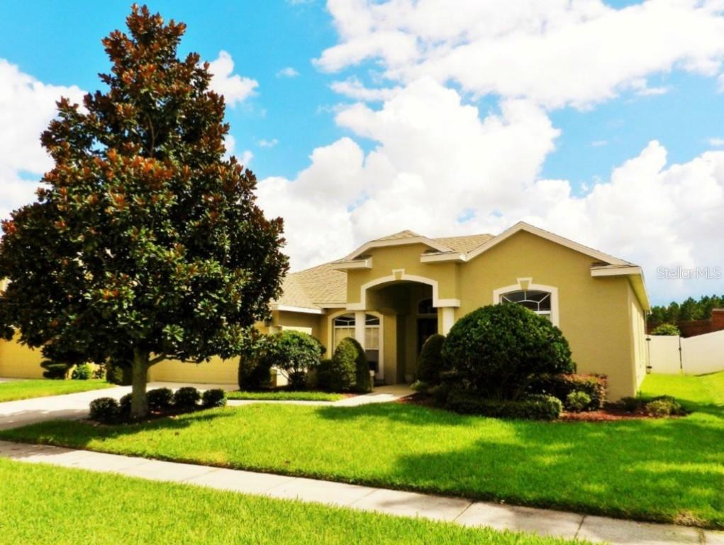 369 Belhaven Falls Dr., Ocoee, FL 34761