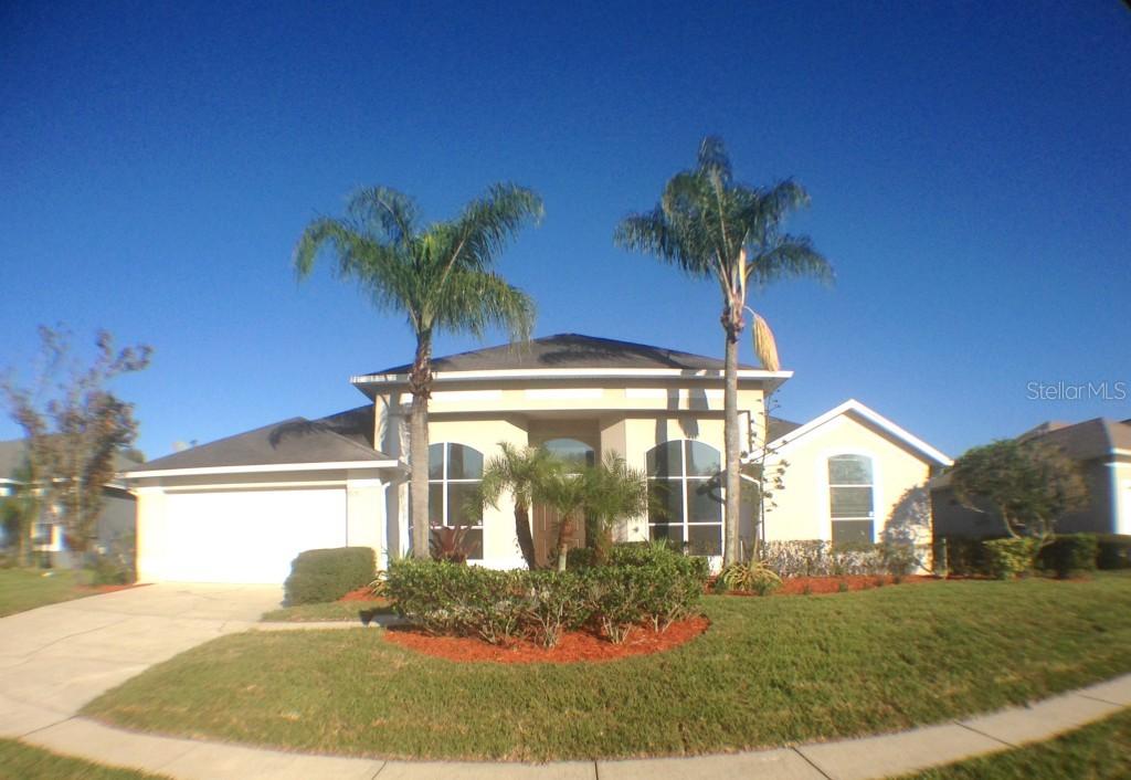 915 Palm Cove Dr., Orlando, FL 32835