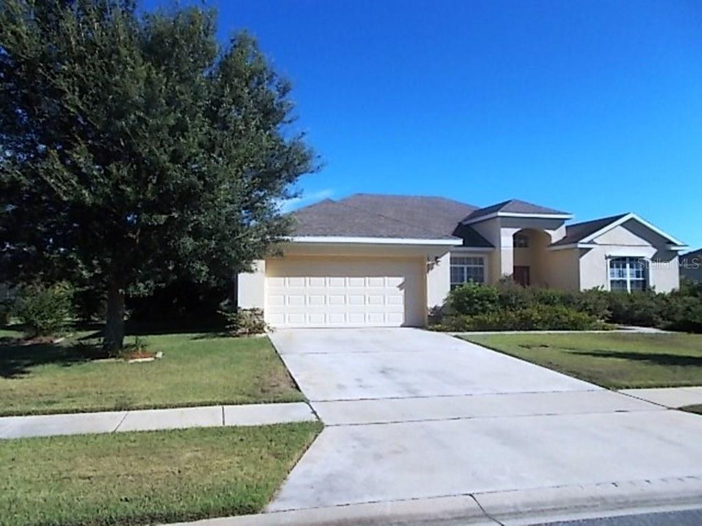 23431 Valderama Ln., Sorrento, FL 32776