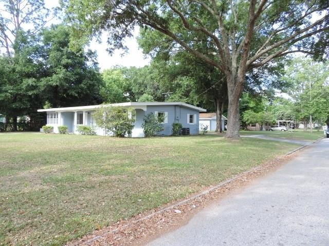 5220 N Apopka Vineland Rd., Orlando, FL 32818