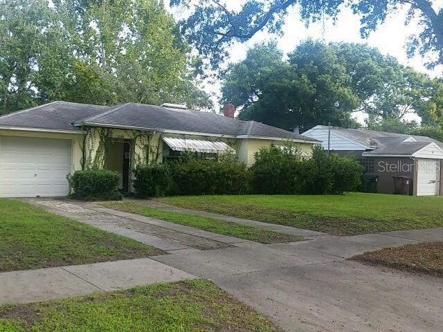 2205 Valencia Rd., Orlando, FL 32803