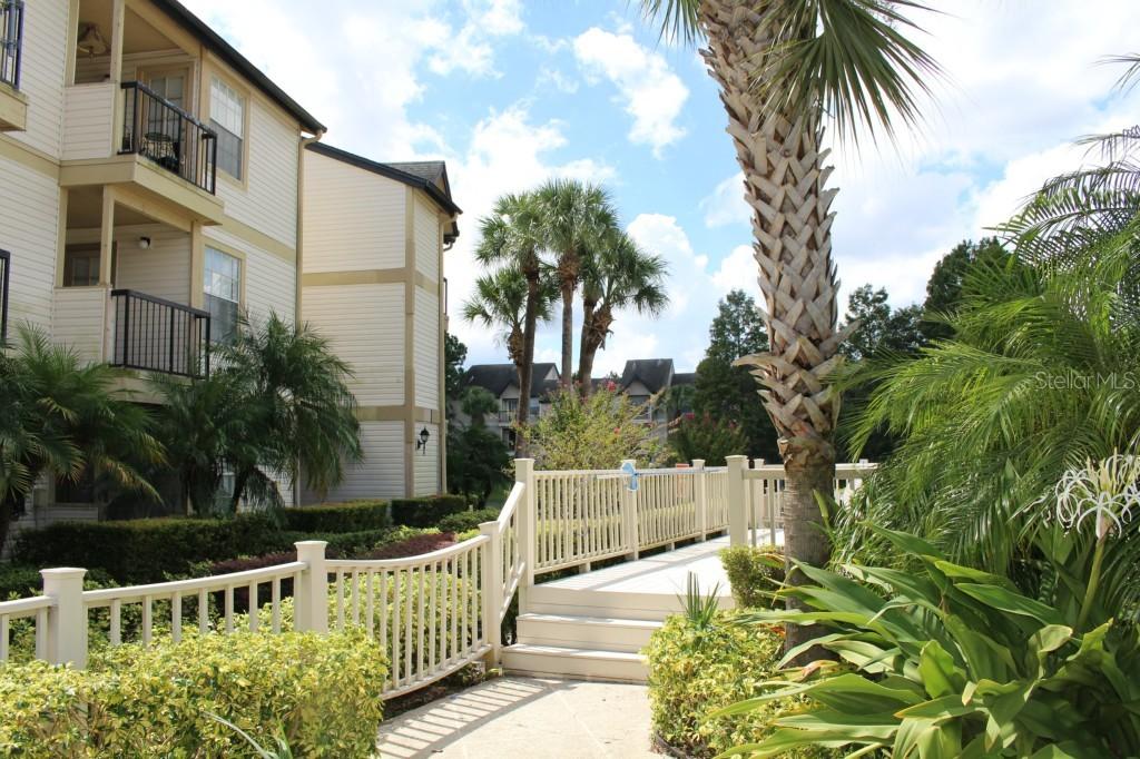 1972 Lake Atriums Cir. #196, Orlando, FL 32839