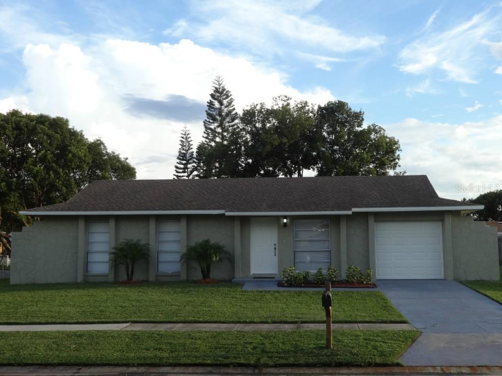 8018 Strada Dr., Orlando, FL 32822