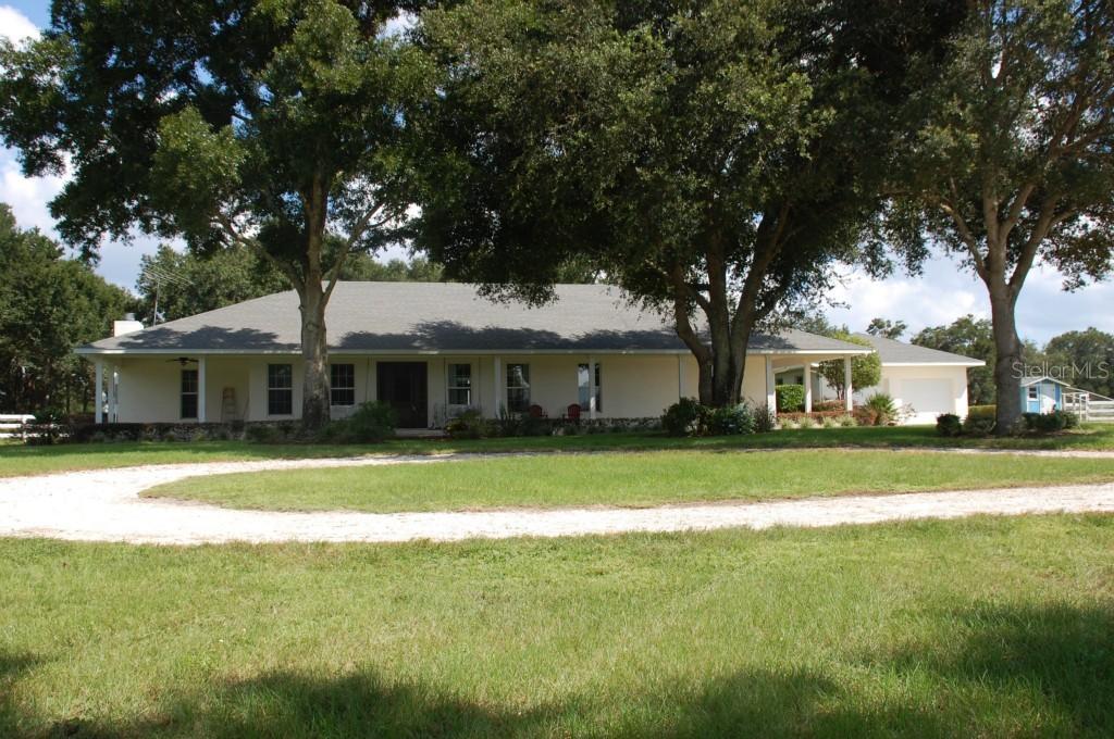 25601 Hutcheson Ln., Sorrento, FL 32776