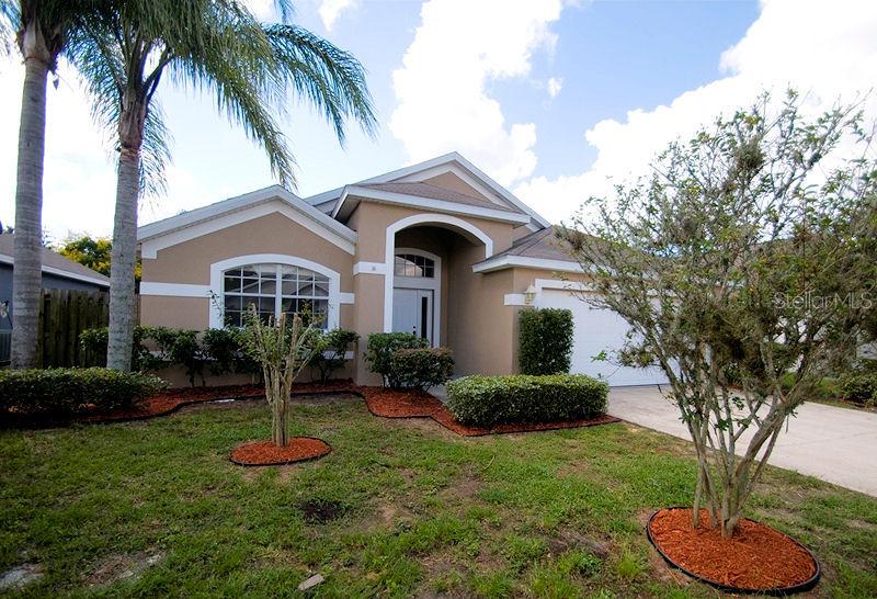 149 Queen Mary Dr., Davenport, FL 33837