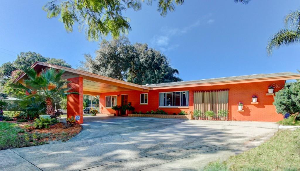 2318 S Summerlin Ave., Orlando, FL 32806