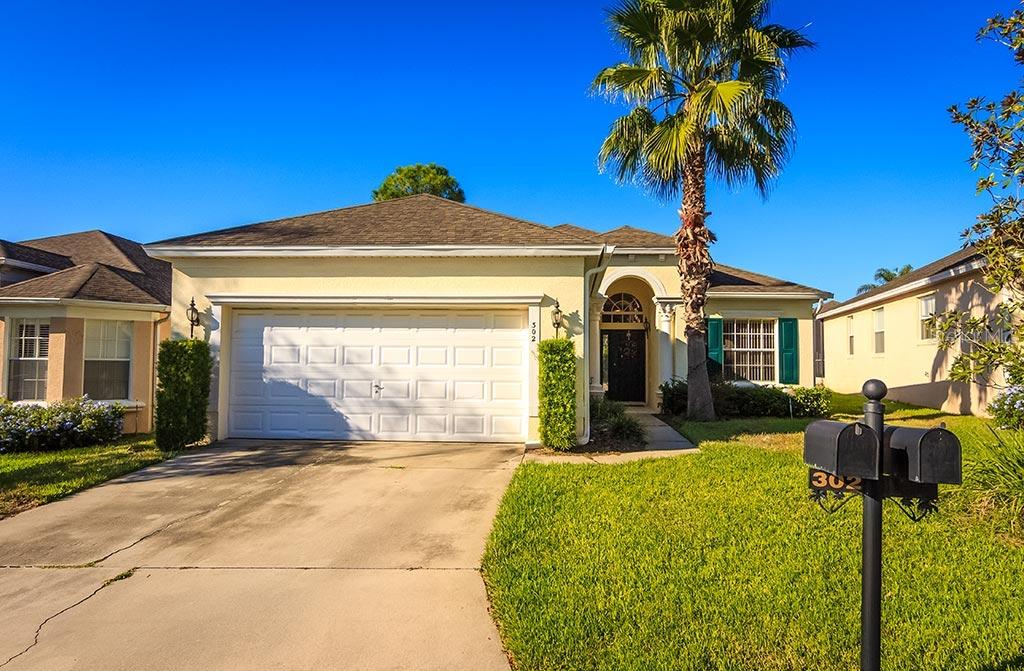 302 Plumoso Loop, Davenport, FL 33897