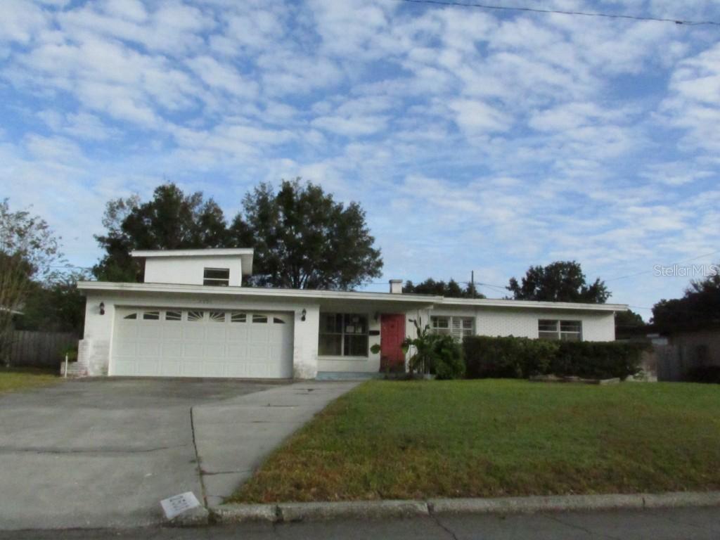 2501 Lando Ln., Orlando, FL 32806