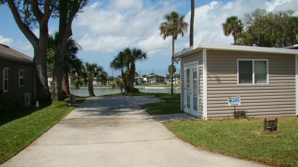 1843 Enterprise Ln. #227, Titusville, FL 32796