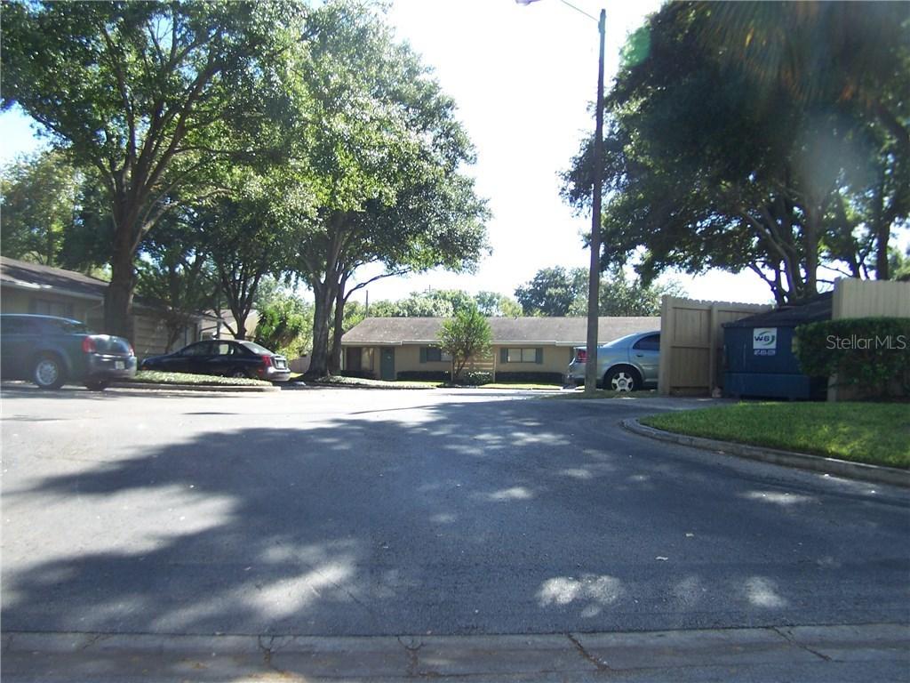 220 Cherokee Ct. #124, Altamonte Springs, FL 32701