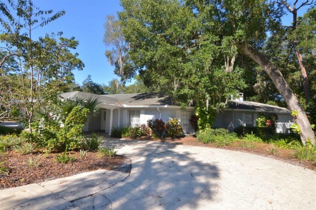 1527 Waterwitch Dr., Orlando, FL 32806