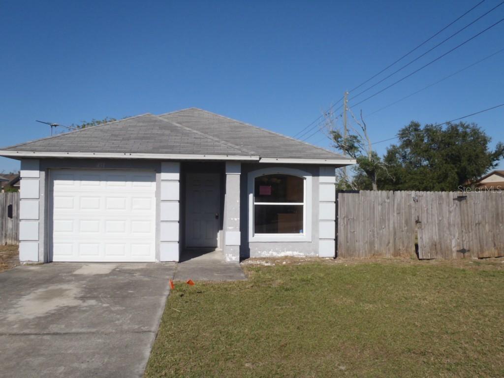 451 Red Cedar Ct., Apopka, FL 32712