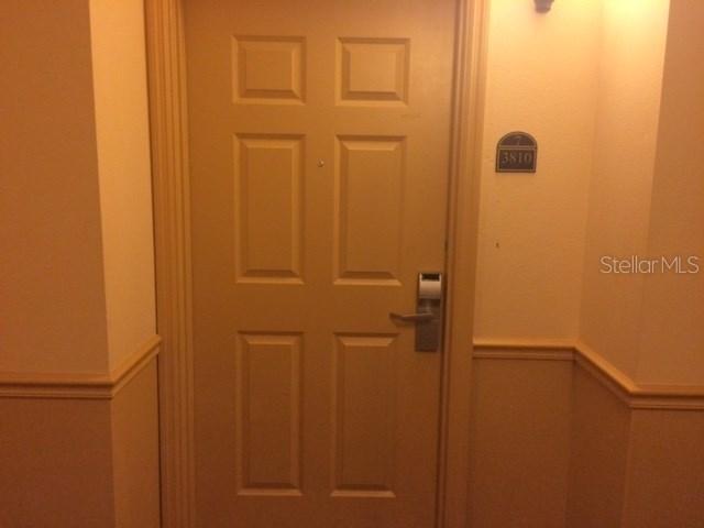 8101 Resort Village Dr. #810, Orlando, FL 32821