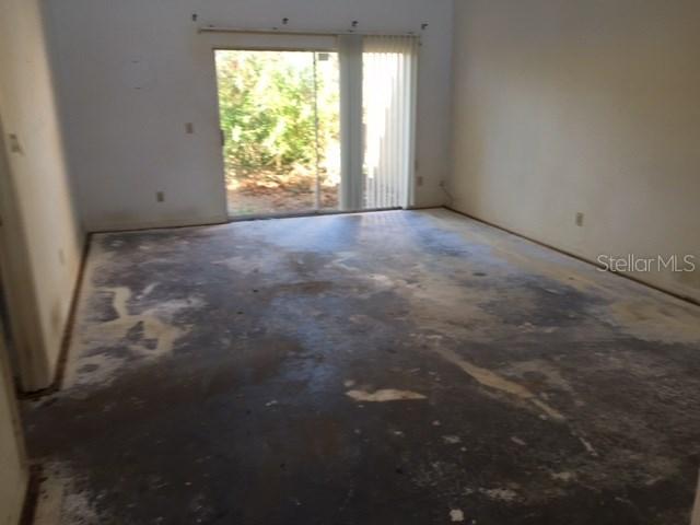 114 Dahlia Village Cir. #77, Orlando, FL 32807