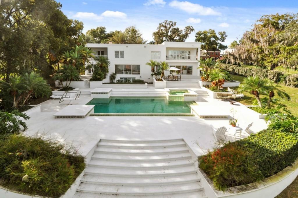 565 Ridgewood Dr., Windermere, FL 34786