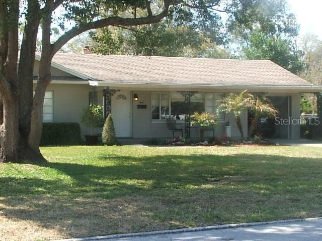 856 Wessex Pl., Orlando, FL 32803