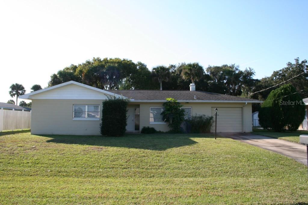 114 Palm Breeze Dr., Edgewater, FL 32141