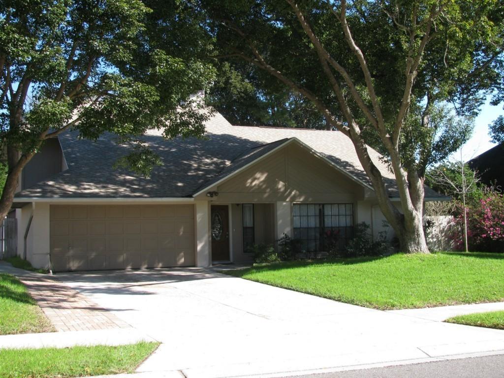 1040 Mckinnon Ave., Oviedo, FL 32765