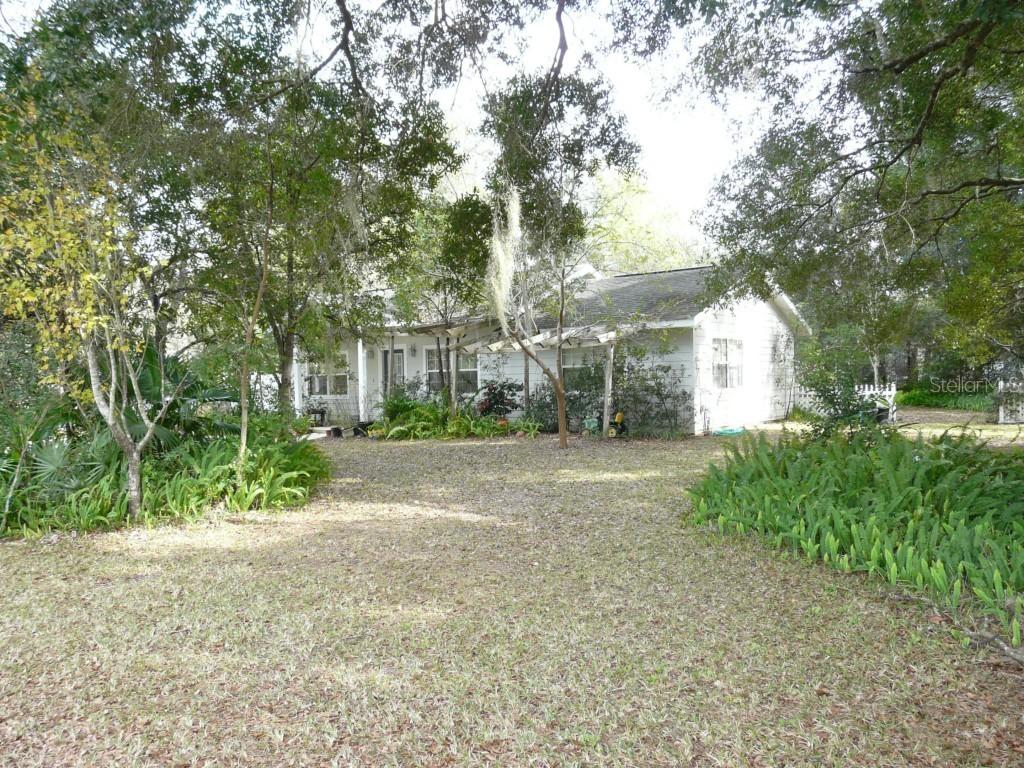 31052 Interlachen Dr., Sorrento, FL 32776