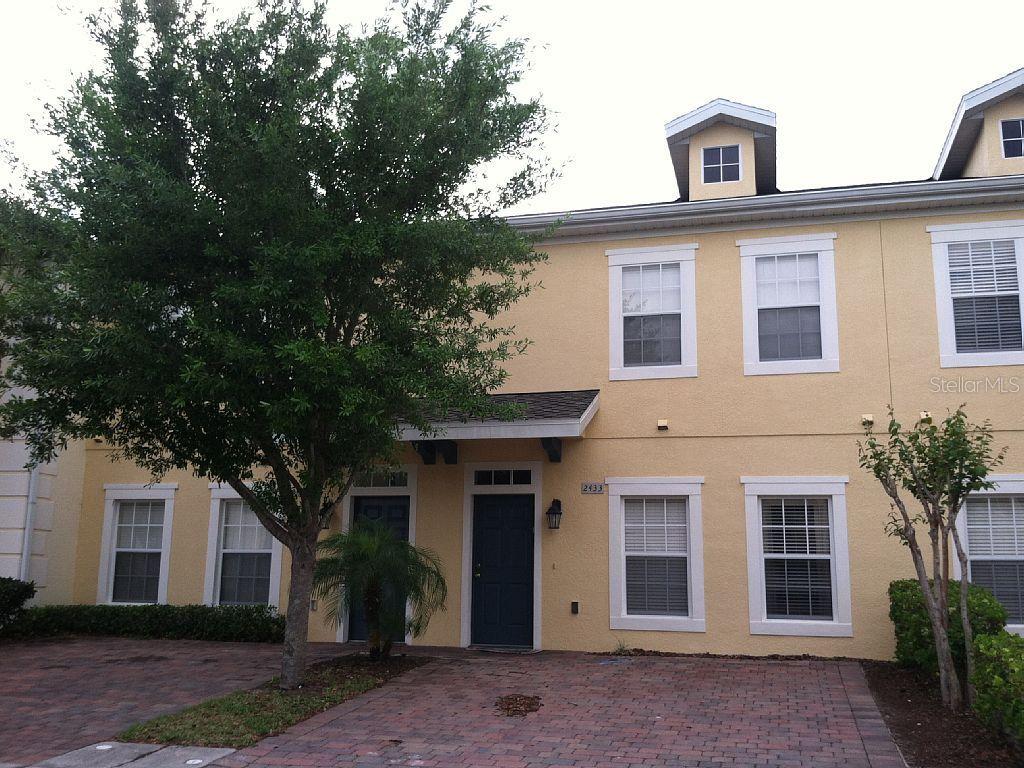 2433 Caravelle Cir., Kissimmee, FL 34746