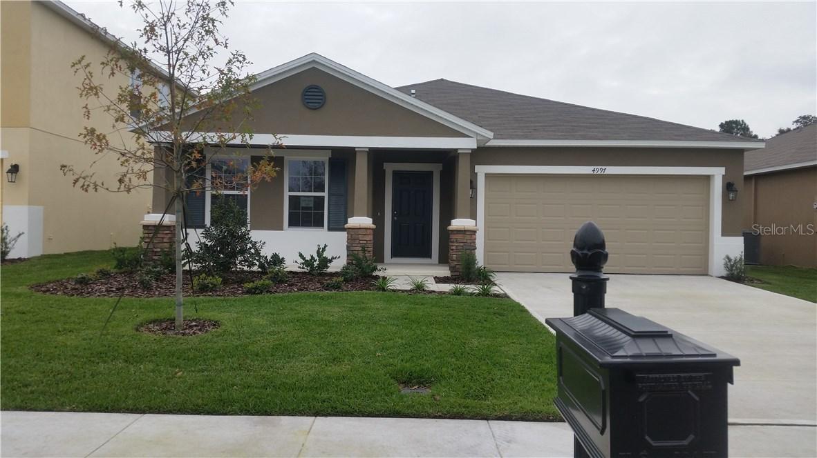 4997 Grassy Knoll Dr., Tavares, FL 32778