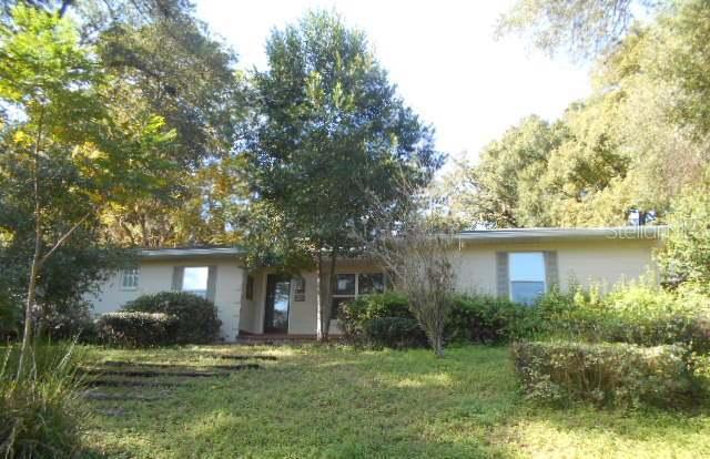 1825 Hilltop Dr., Mount Dora, FL 32757