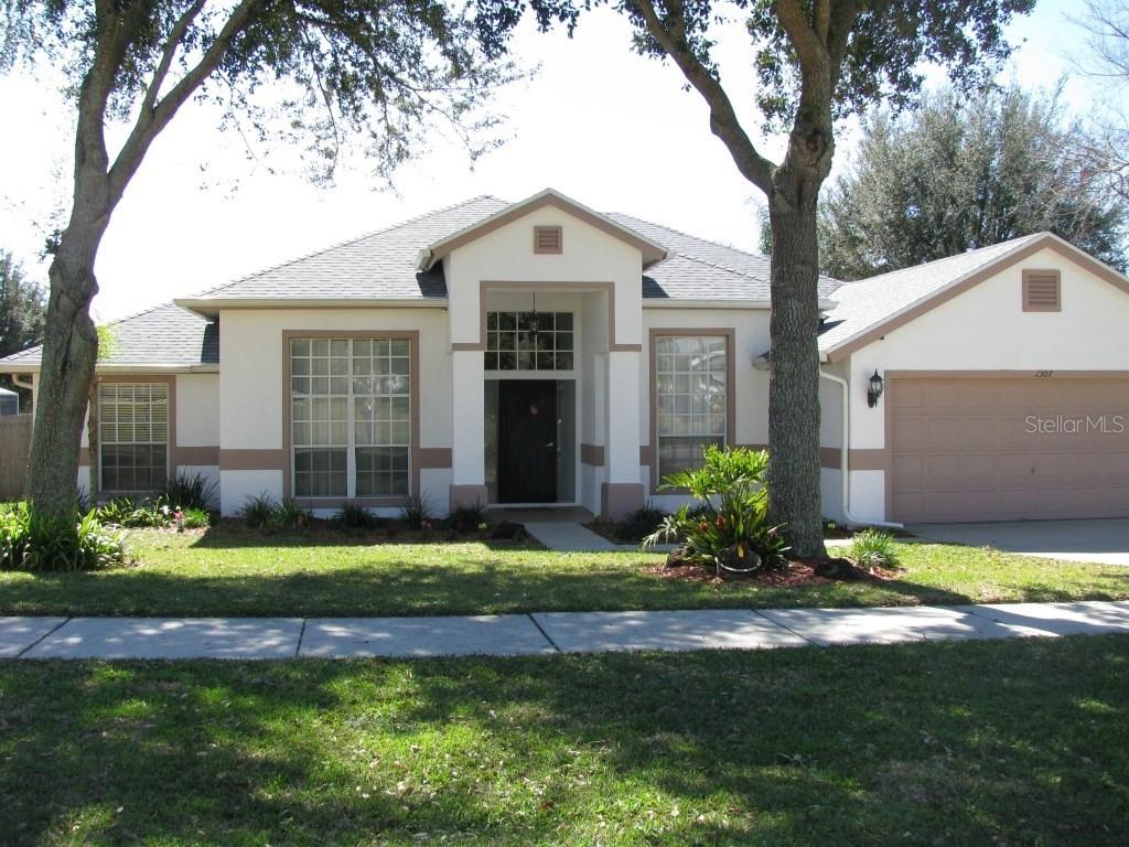 1307 N Jacks Lake Rd., Clermont, FL 34711